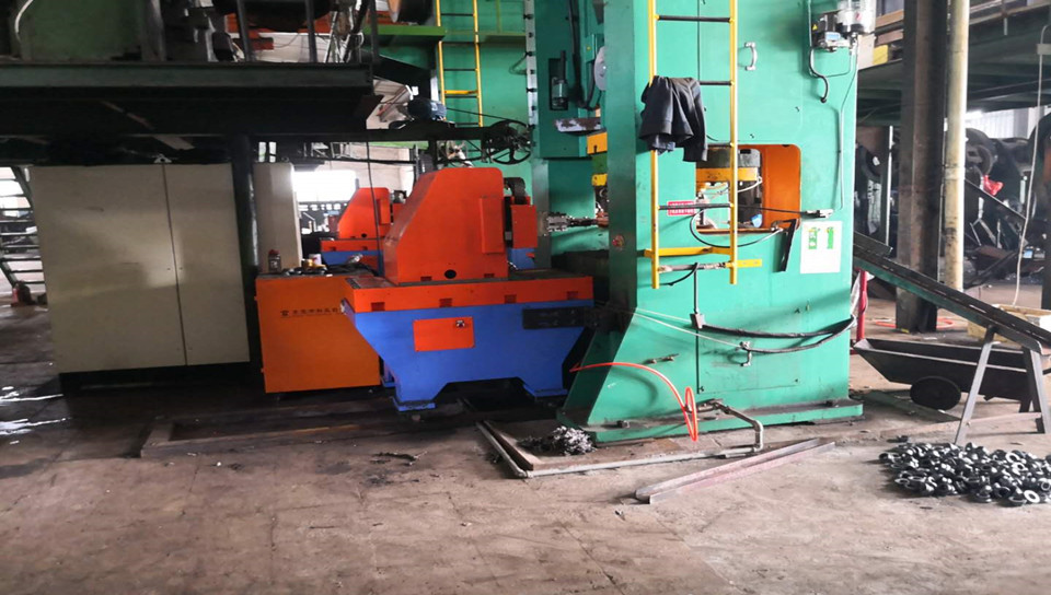 七類(lèi)軸承鍛造自動(dòng)化生產(chǎn)線 三坐標(biāo)機(jī)械手