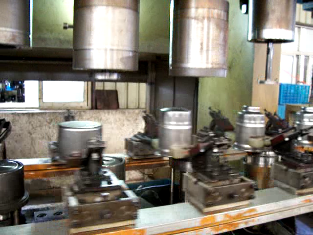 油壓沖床三次元傳送機械手，端拾器