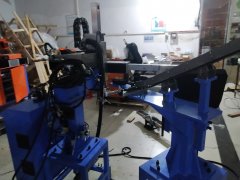 出貨一臺(tái)沖壓機(jī)械手！